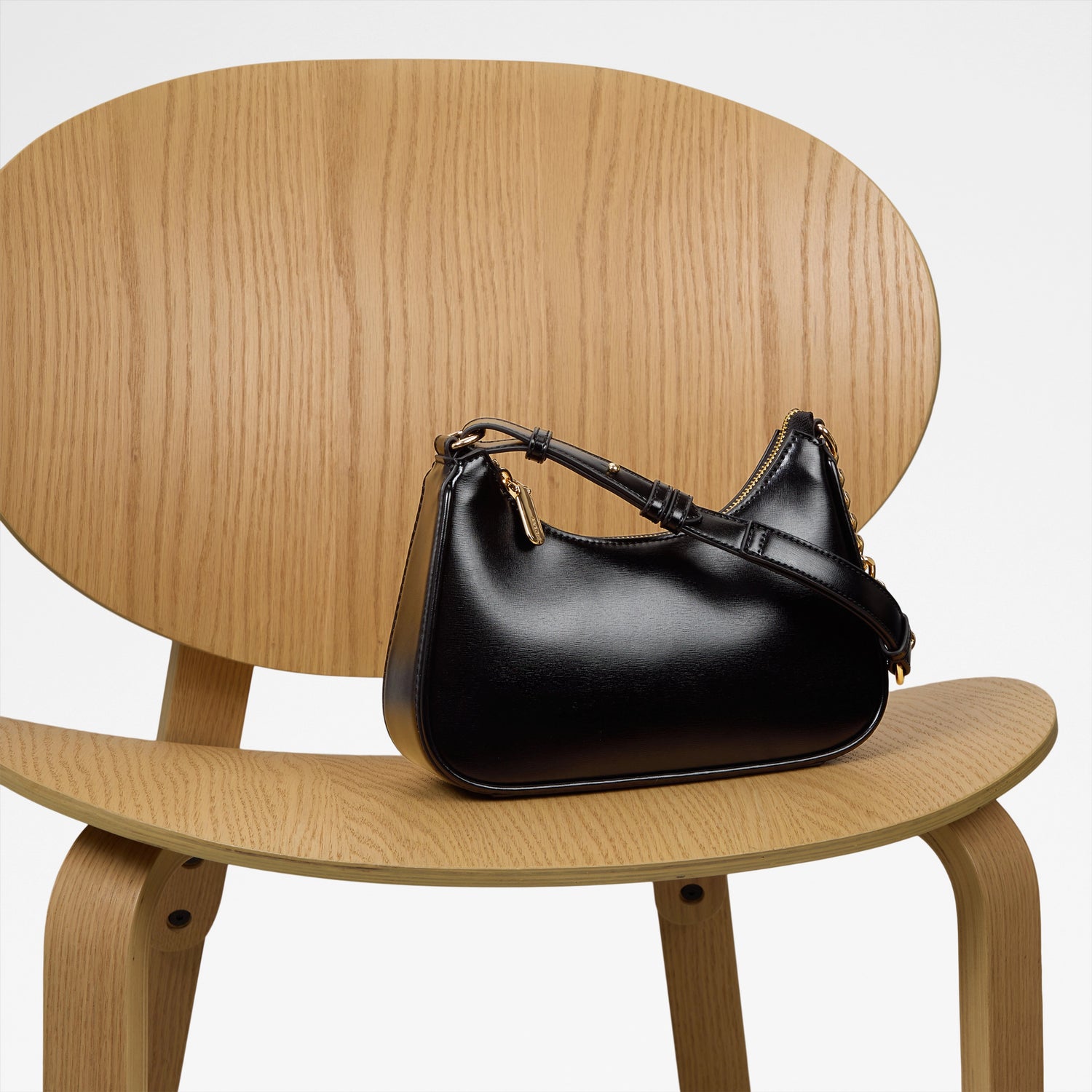 Sabryne Shoulder Bag