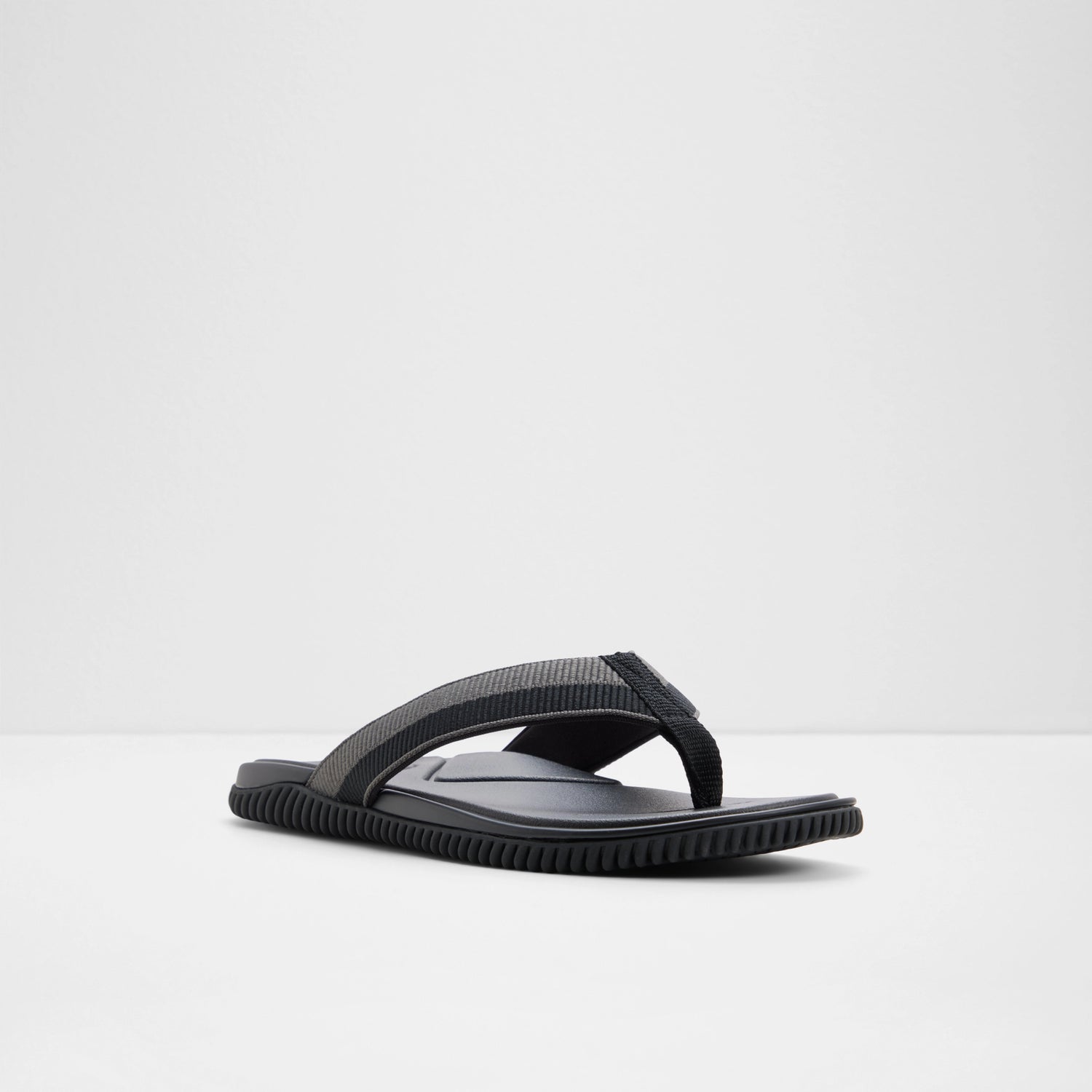 Sainz Thong Sandals
