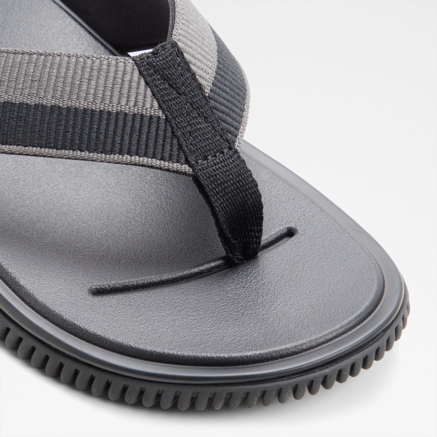 Sainz Thong Sandals