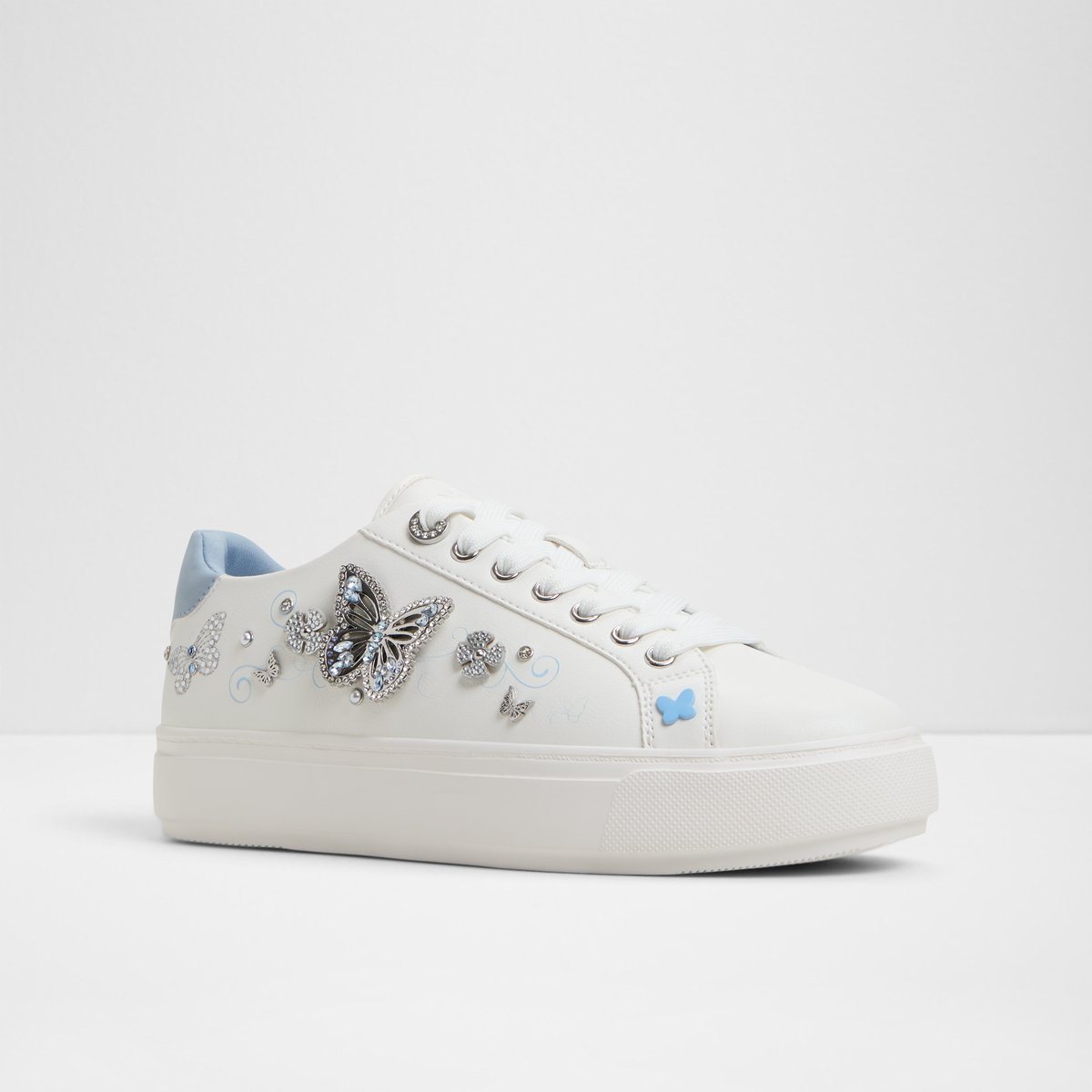 Saxony Low-Top Sneakers