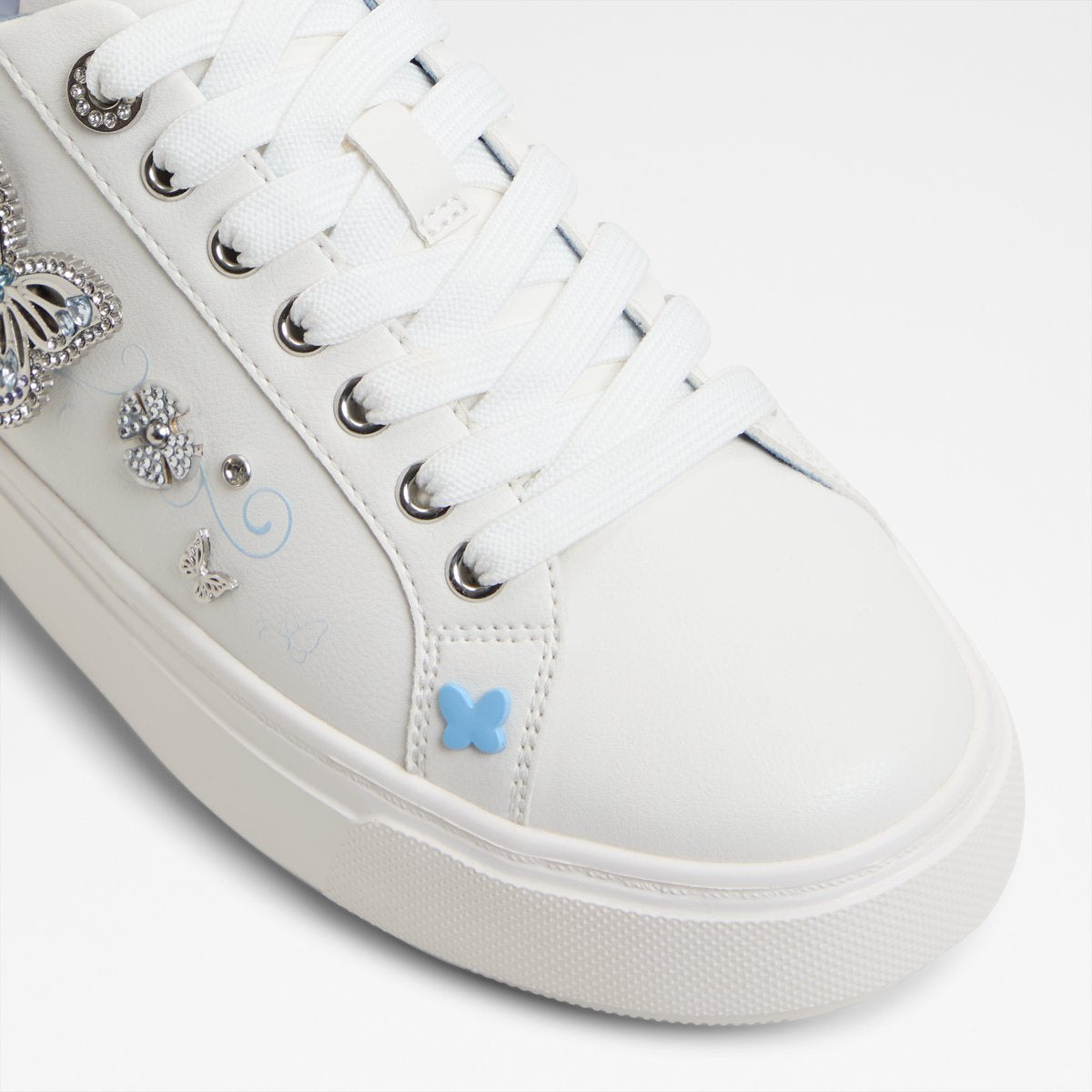 Saxony Low-Top Sneakers