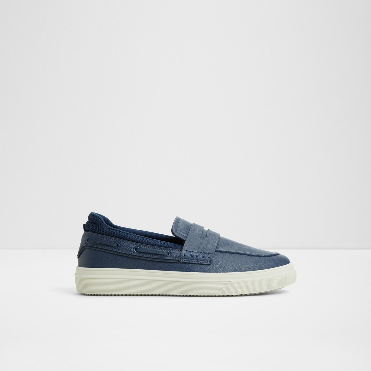 Seafarer Low-Top Sneakers