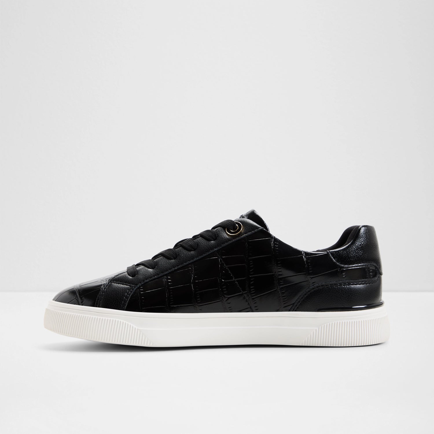 Soera Low-Top Sneakers