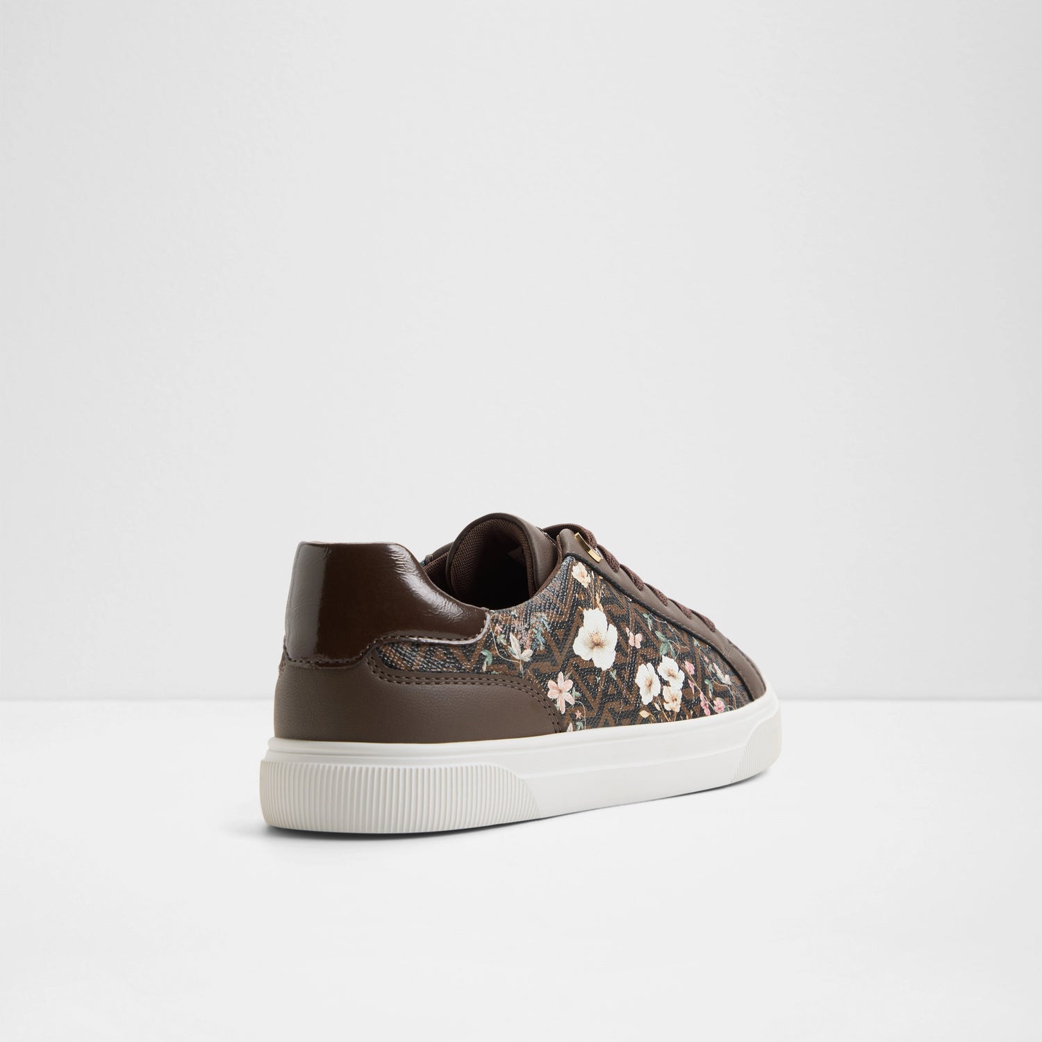 Soera Low-Top Sneakers