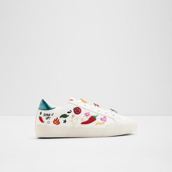 Spicy Low-Top Sneakers