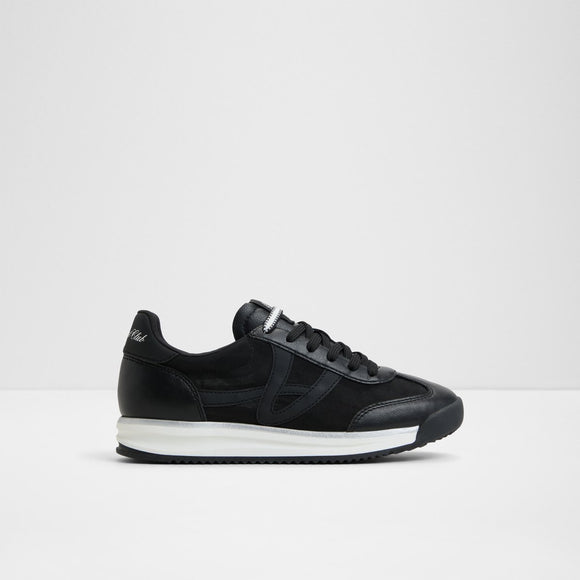 Stepcount Low-Top Sneakers