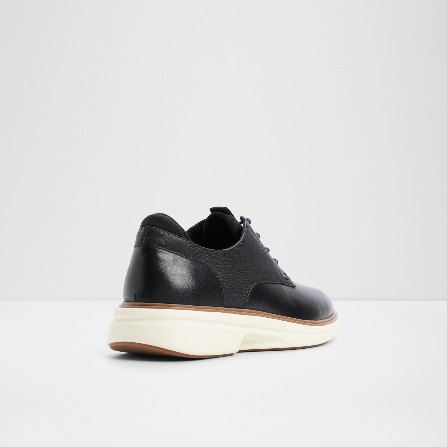 Tadeo Low-Top Sneakers