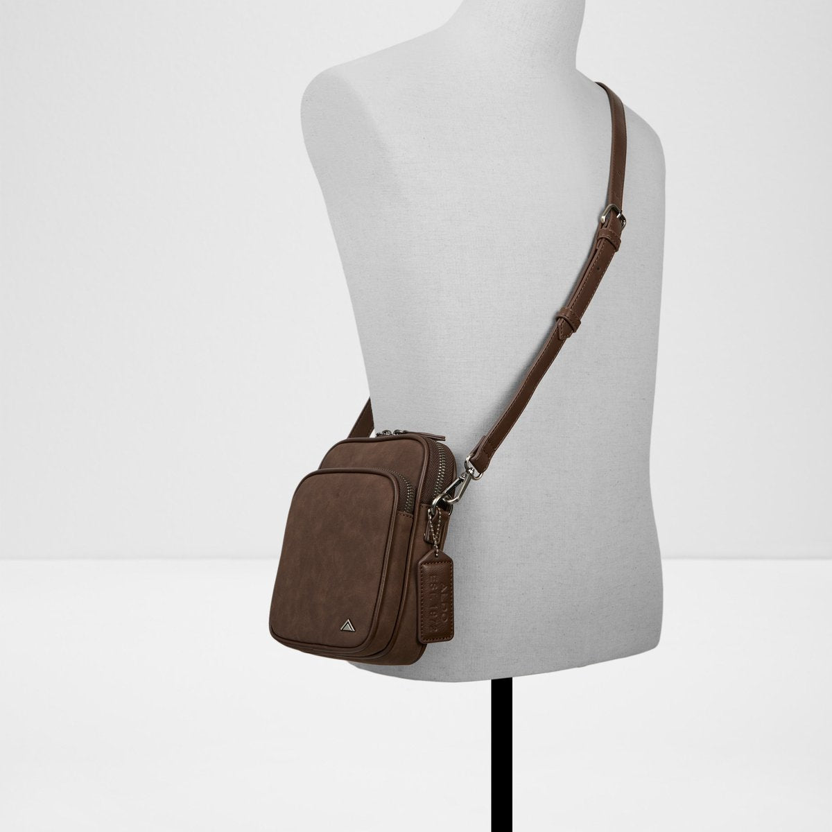 Thompso Cross Body Bag