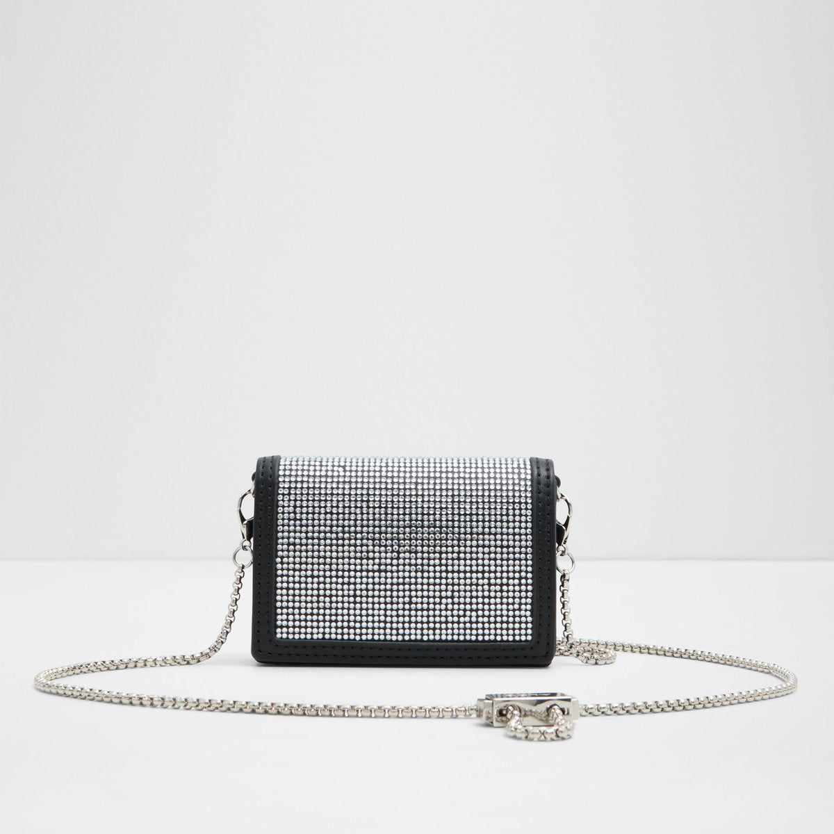 Tux Wallet With Chain