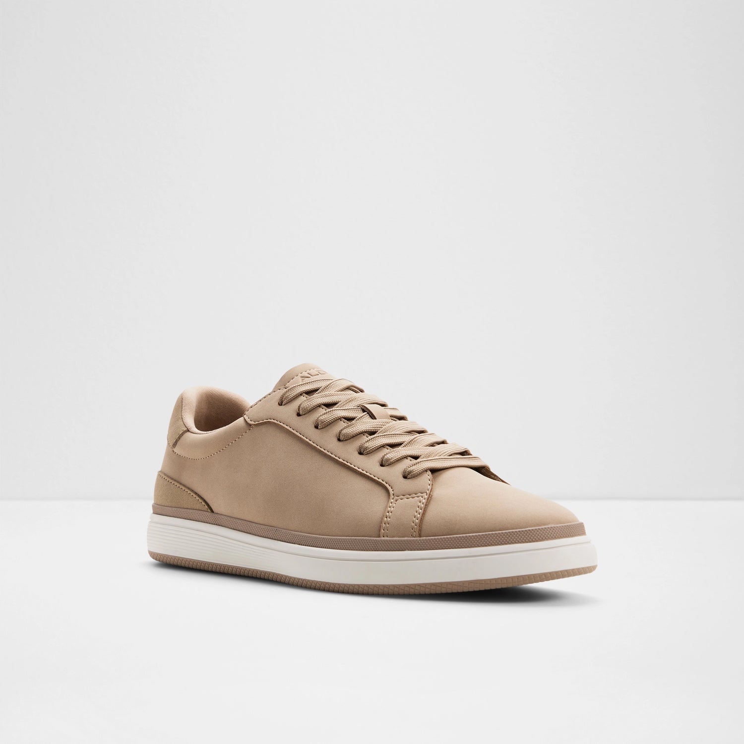 Tyrell Low-Top Sneakers