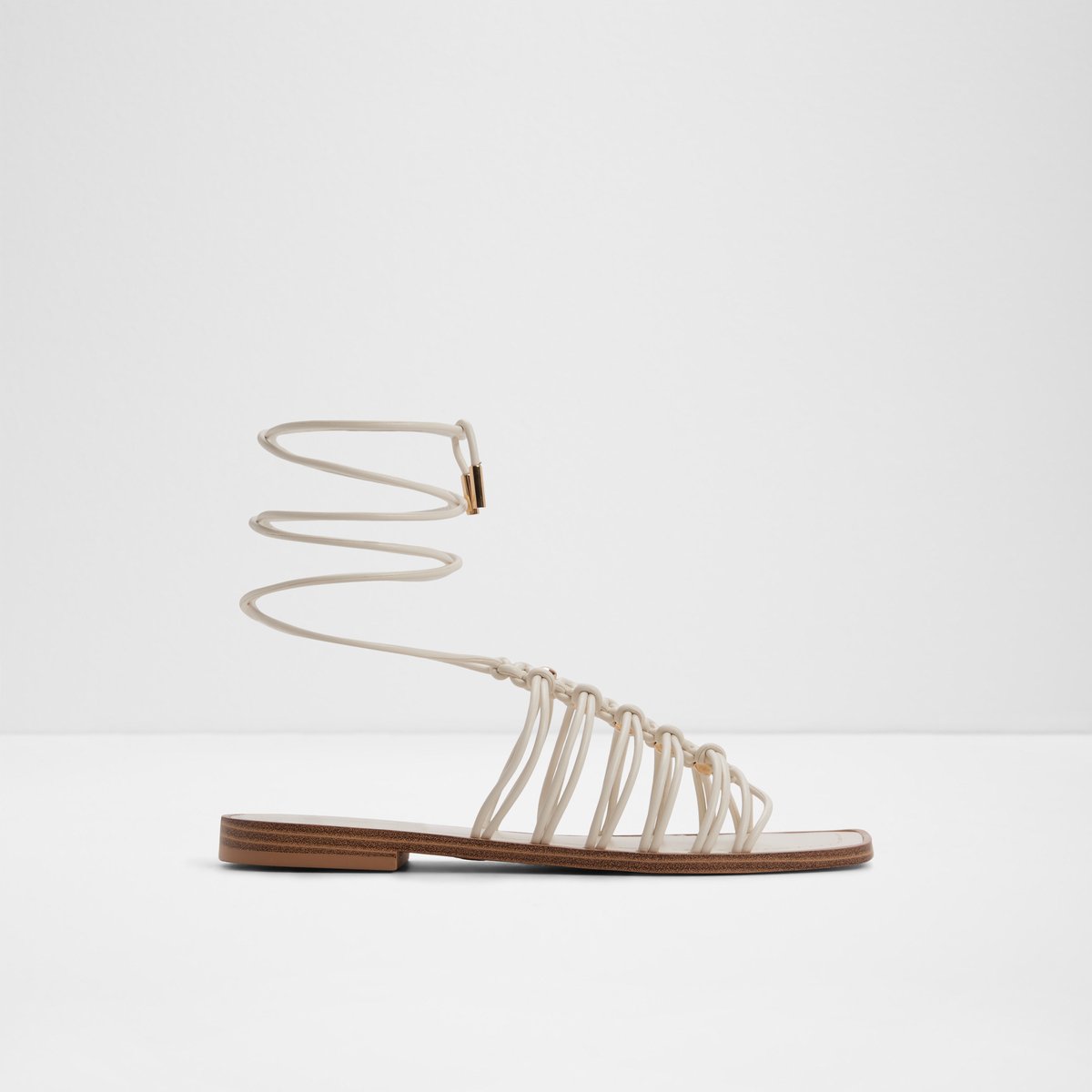 Unoma Flat Sandals