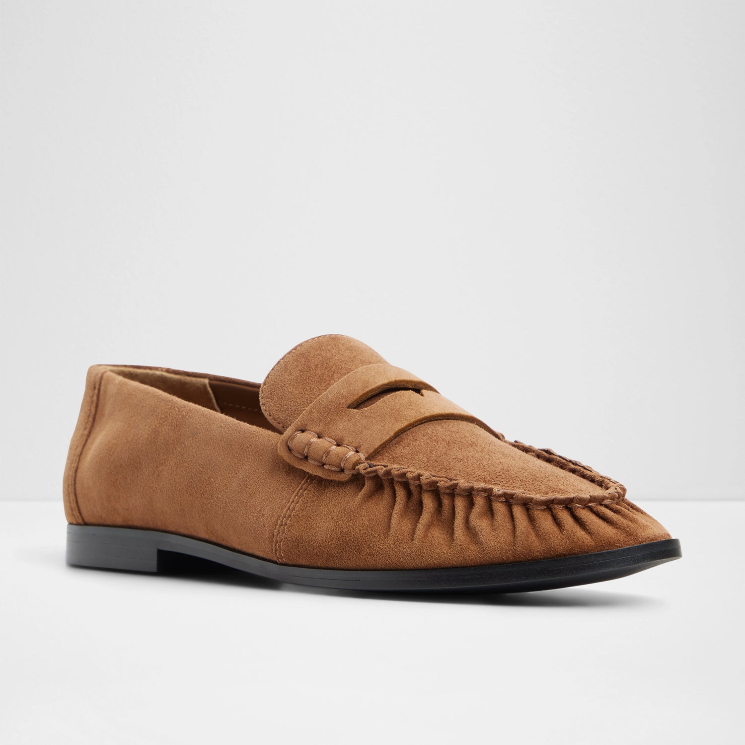 Veviane Loafers