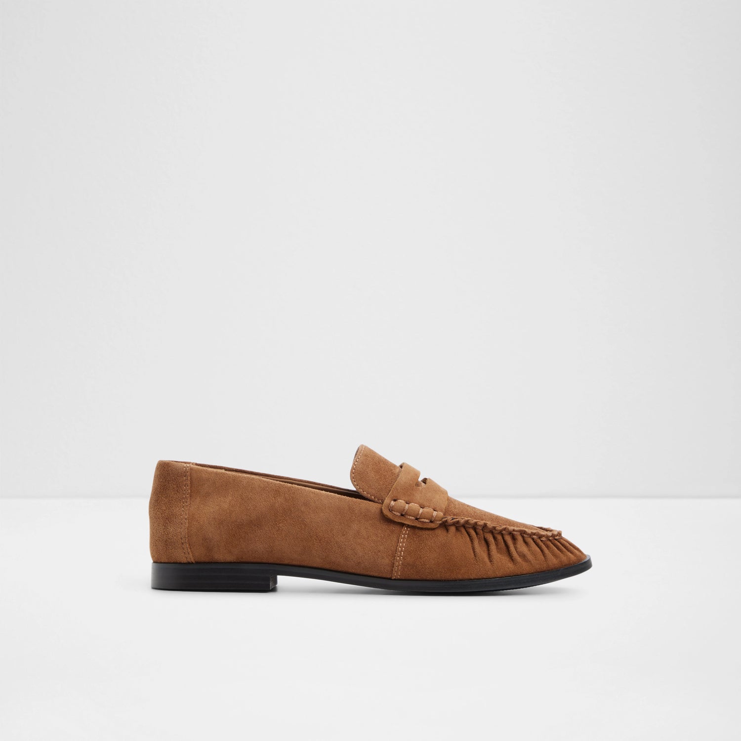 Veviane Loafers
