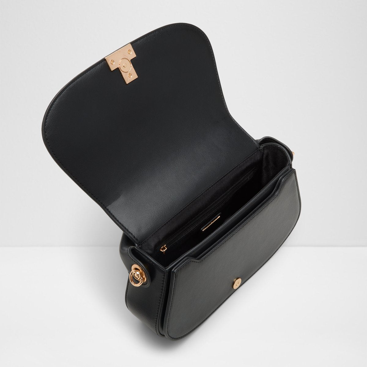 Willamae Cross Body Bag