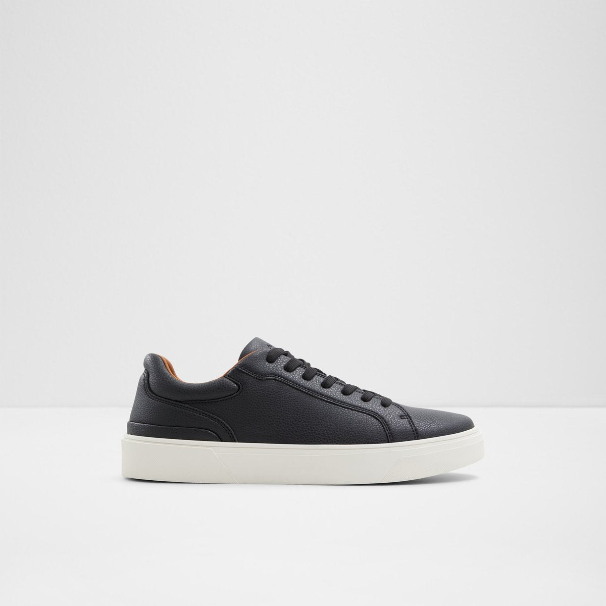 Willio Low-Top Sneakers