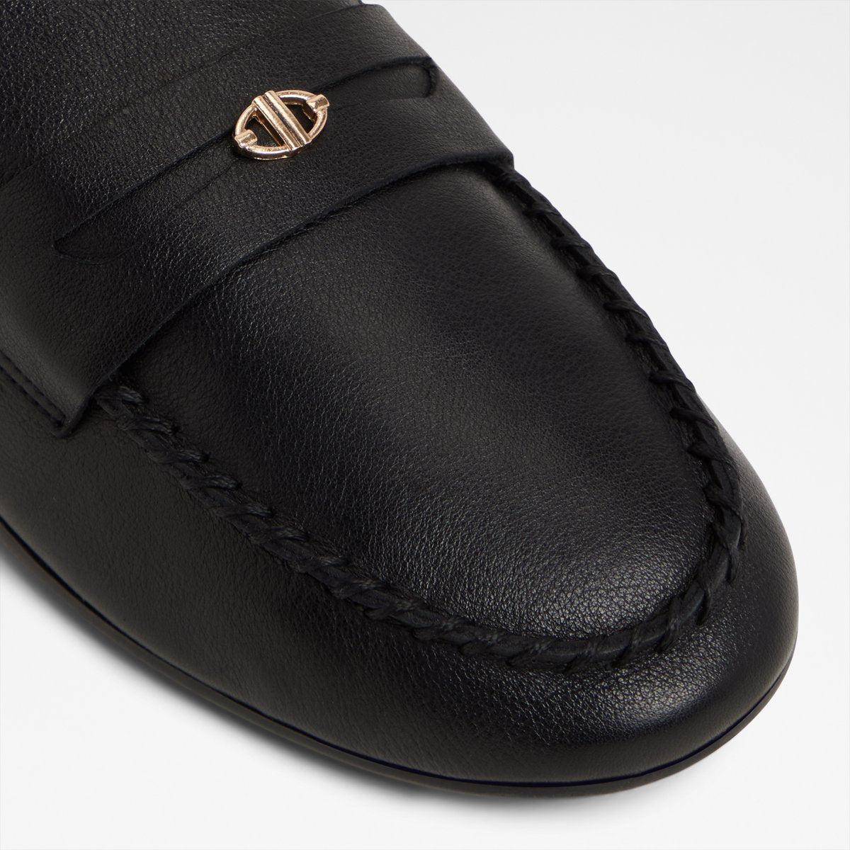Wylaena Loafers