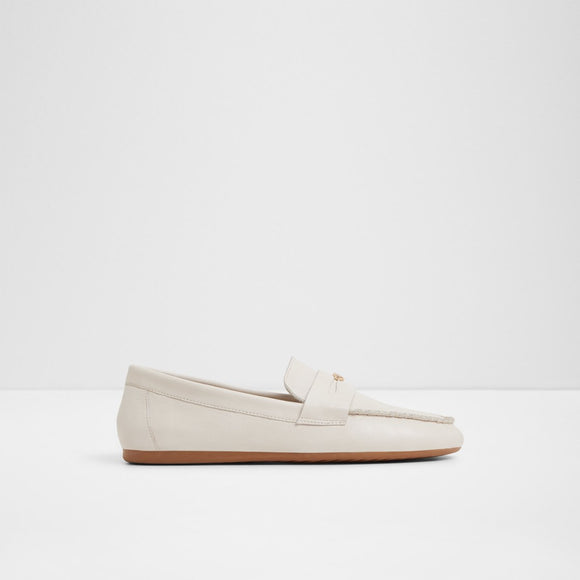 Wylaena Loafers