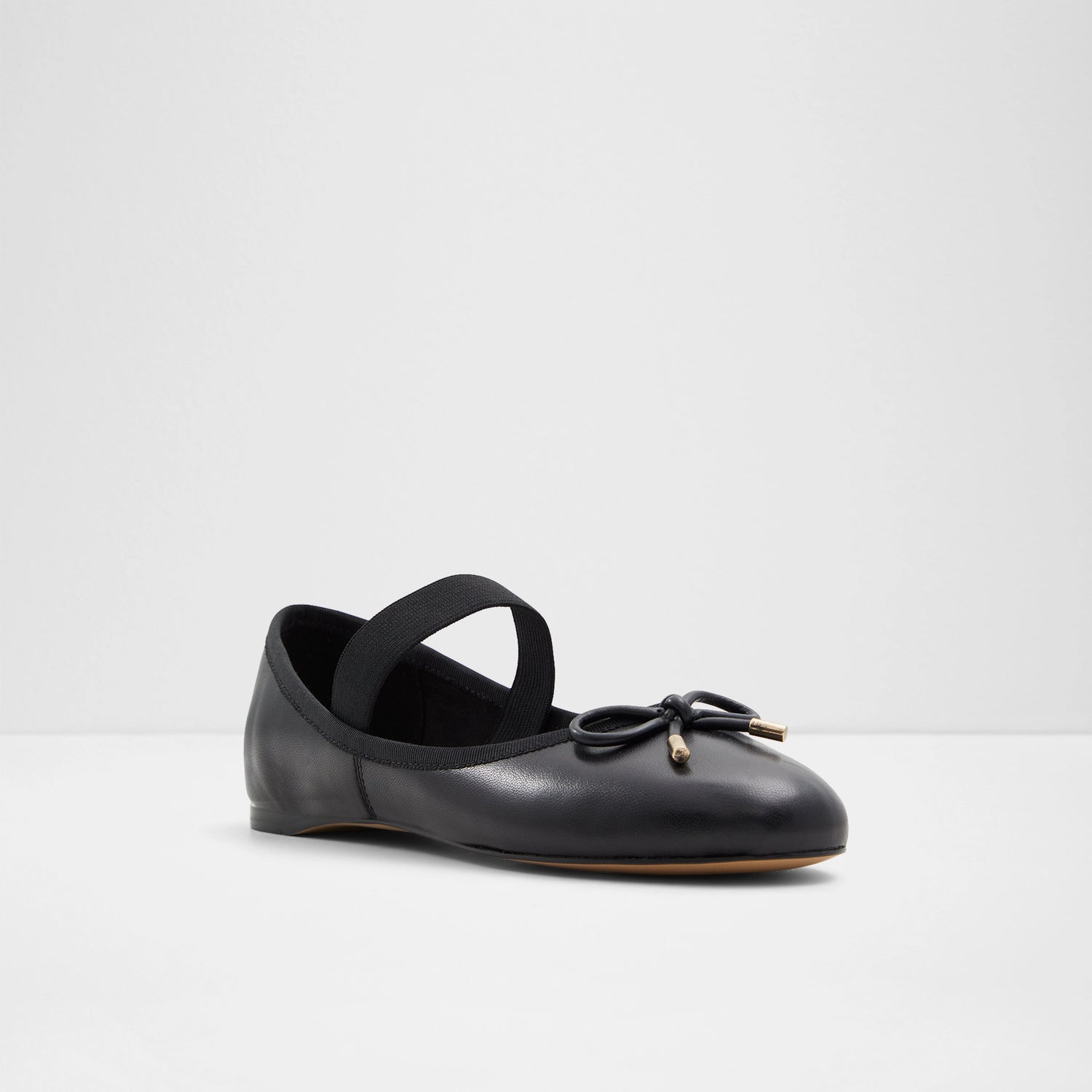 Yuji Ballet Flats