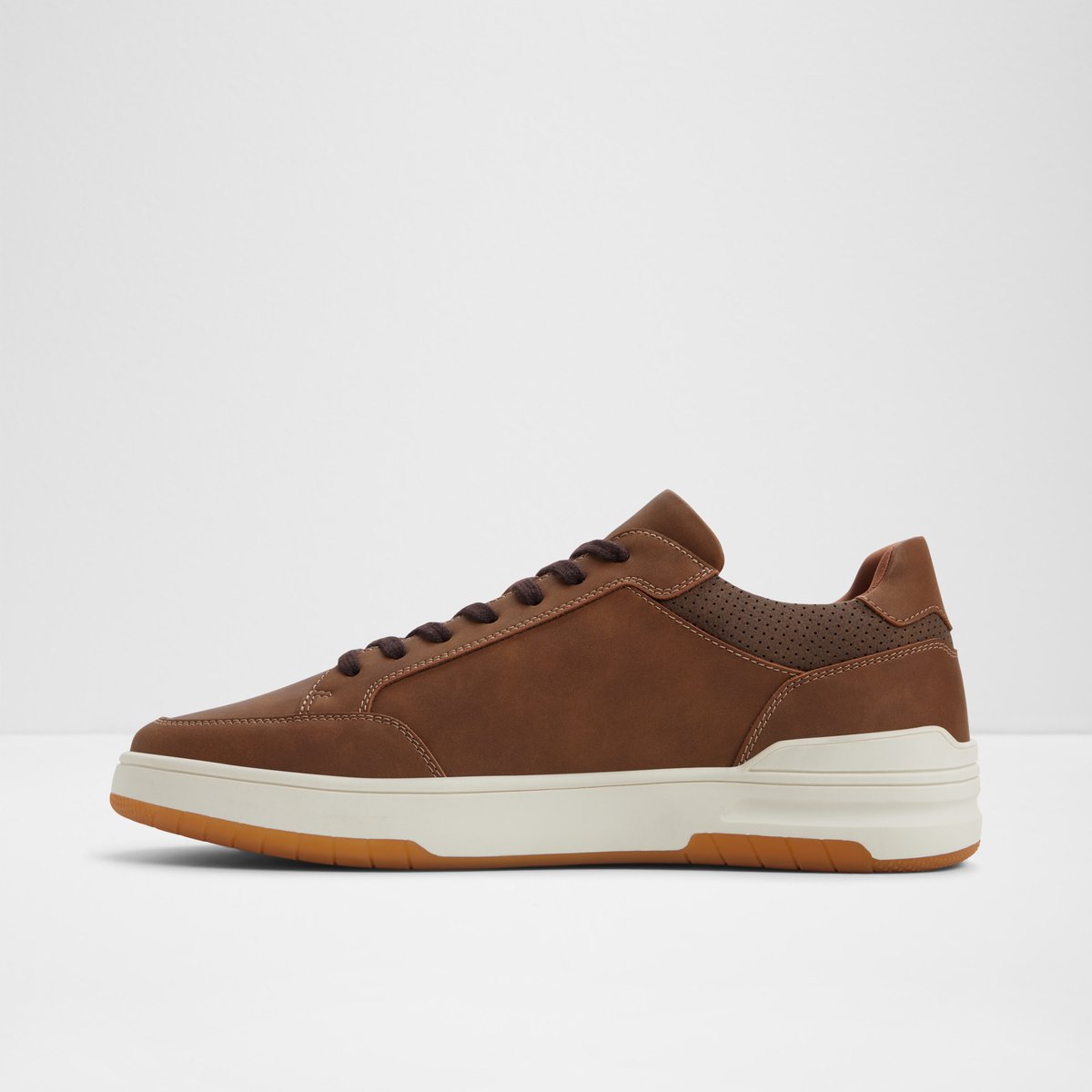 Zaiden Low-Top Sneakers