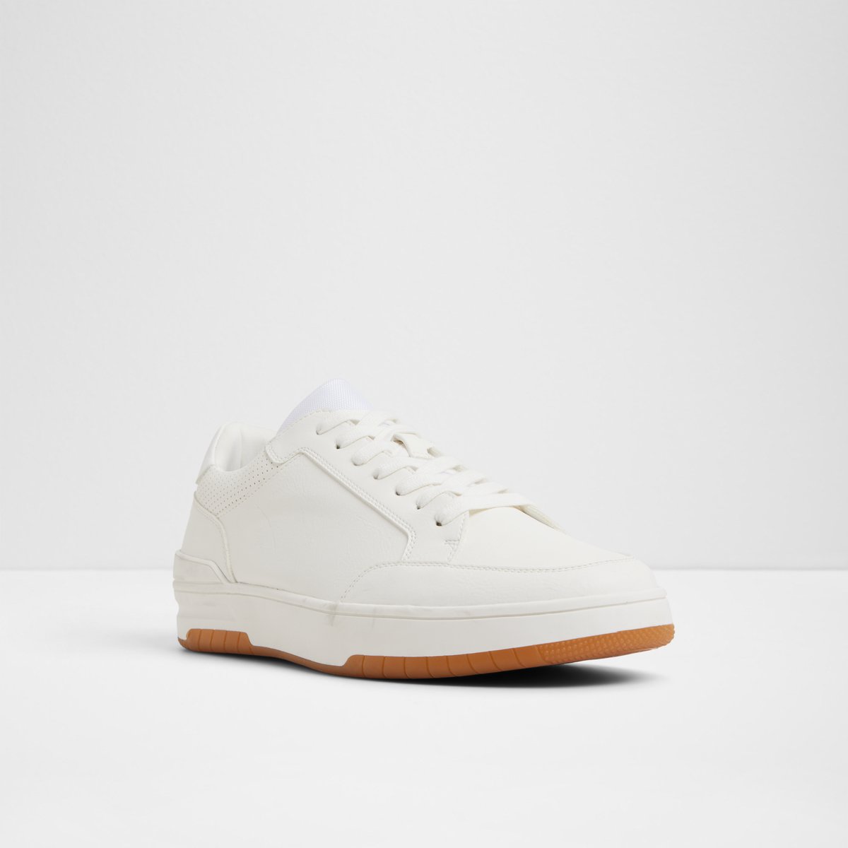 Zaiden Low-Top Sneakers