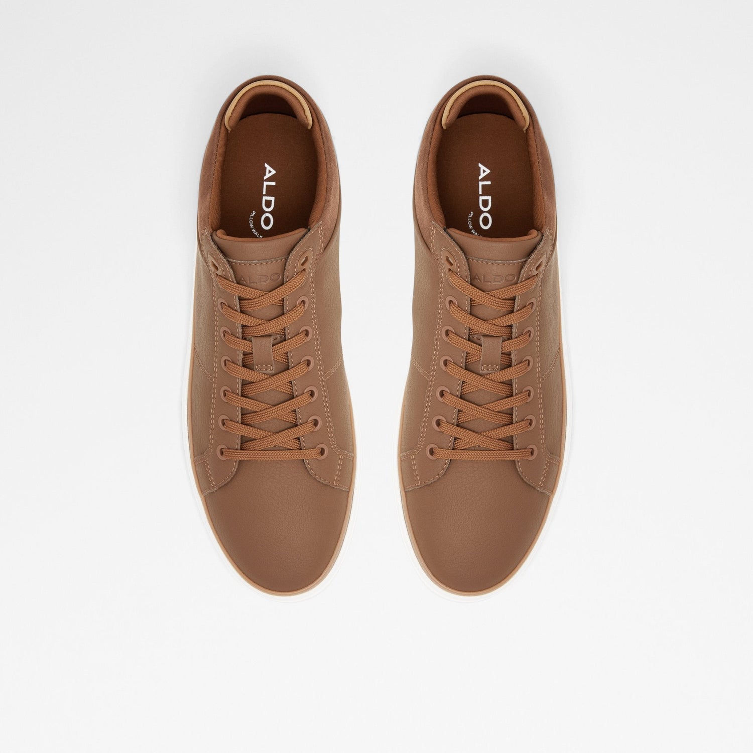 Finespec Low-Top Sneakers