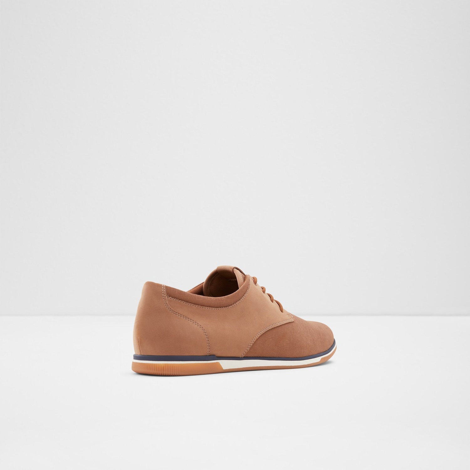 Heron Low-Top Sneakers