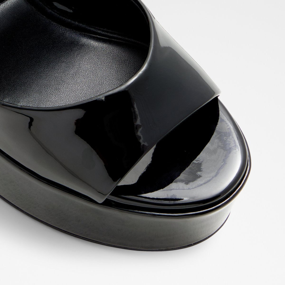 Nissa Heeled Sandals