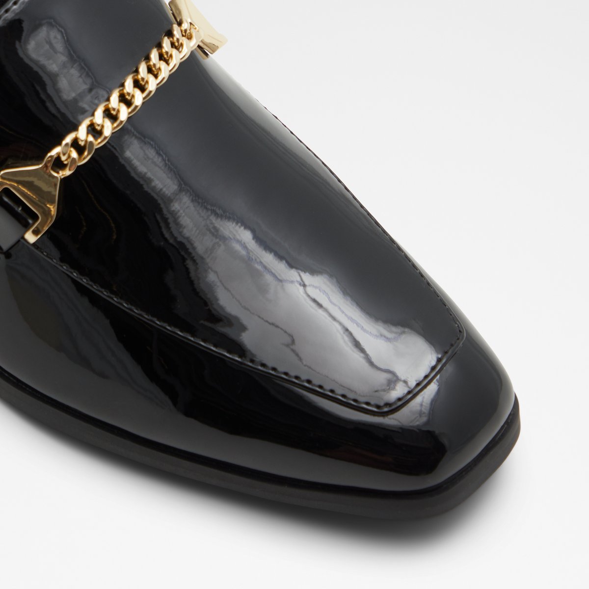 Valenaclya Loafers